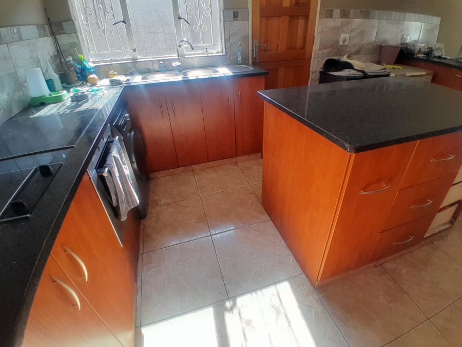 4 Bedroom Property for Sale in Kuruman Northern Cape